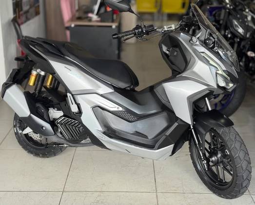 HONDA ADV 160 